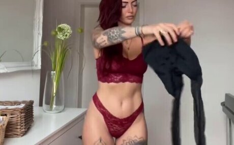 Aline Jost Diraimondo onlyfans xxx