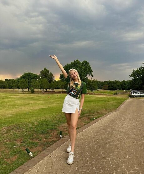 Juliet Small nudes onlyfans leaks