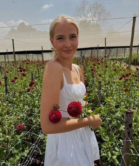 Juliet Small onlyfans naked porn