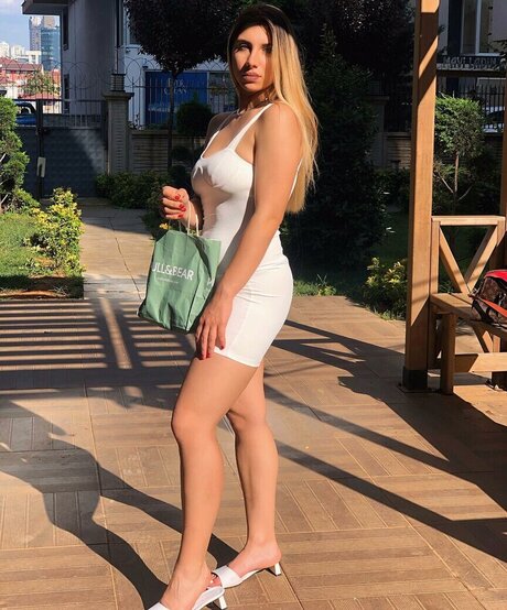 Elif Karaarslan onlyfans tits