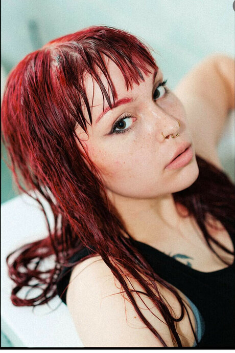 Seeyouinthemoshpitt onlyfans tits