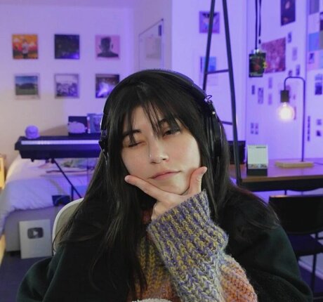 Path Wei_ onlyfans content