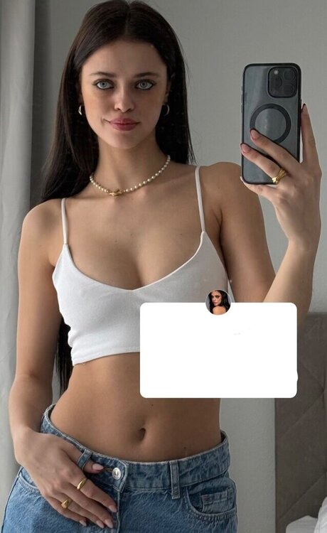 Vanessa Kunz nude onlyfans