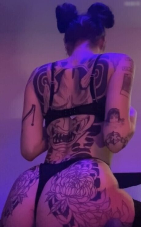 naked hugs aka Sam only fans sex