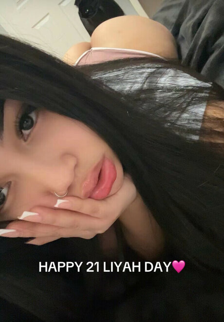 Prettymfliaa onlyfans model