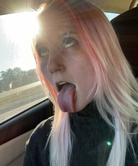 Carrie Cannie onlyfans xxx