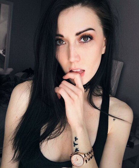 rainingbliss onlyfans leak