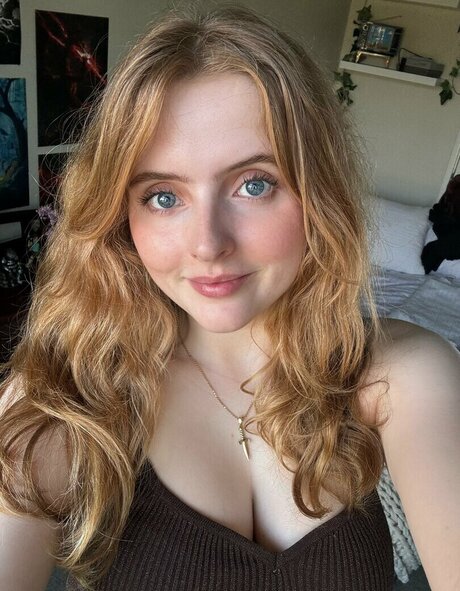 Krysttl only fans leaks porn