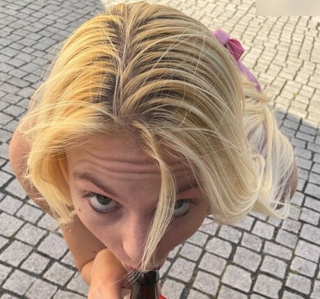 Mariia Well onlyfans nude content