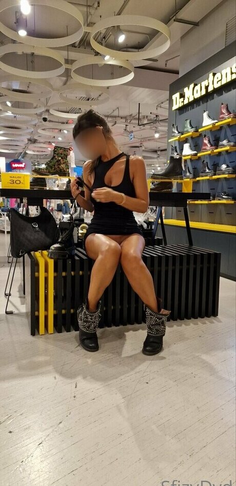 bikini ginger onlyfans sexy nude selfie