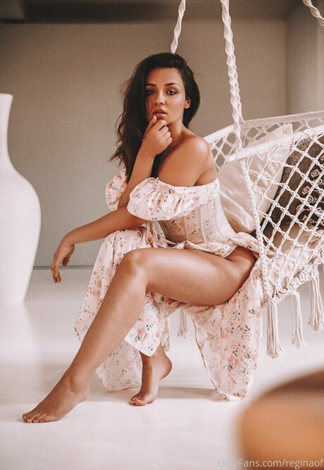 Regina Hixt sex onlyfans