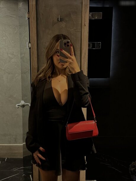 leonaankj naked onlyfans pics