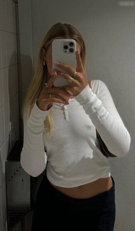 Lili Hamann onlyfans leaks