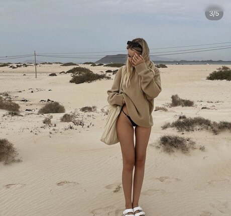 Lili Hamann onlyfans photos