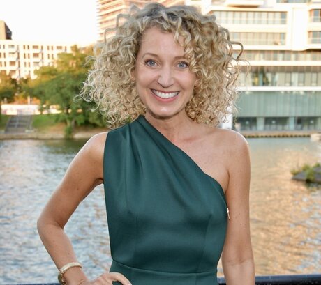 Aline von Drateln naked onlyfans leak