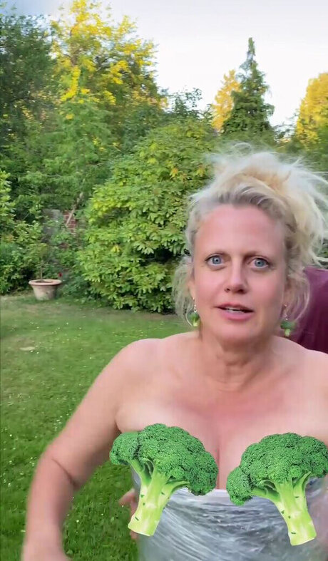 Barbara Sch neberger onlyfans xxx