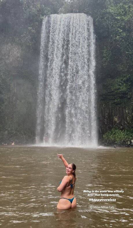 Izzy Swin onlyfans porno