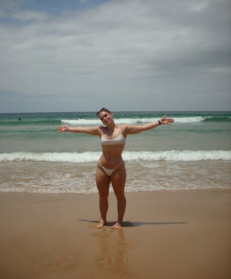 Izzy Swin onlyfans leaked dirtyship