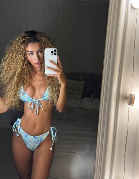 Jazmine Dyer onlyfans leak ass