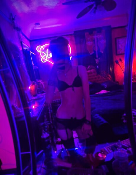 Moongirlevie only fans sex