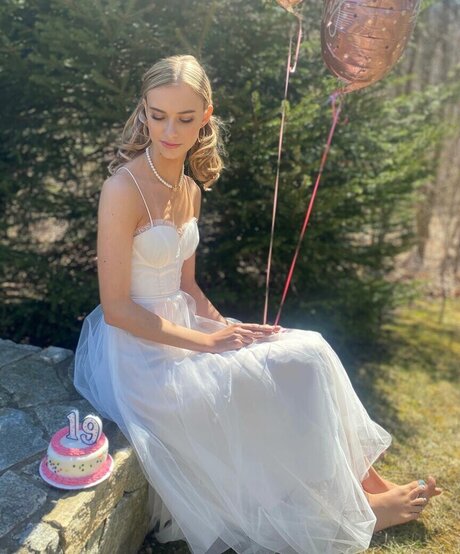 Claire Jameson onlyfans leak