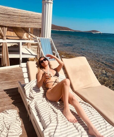 Ebrukzlyr onlyfans leaks porn