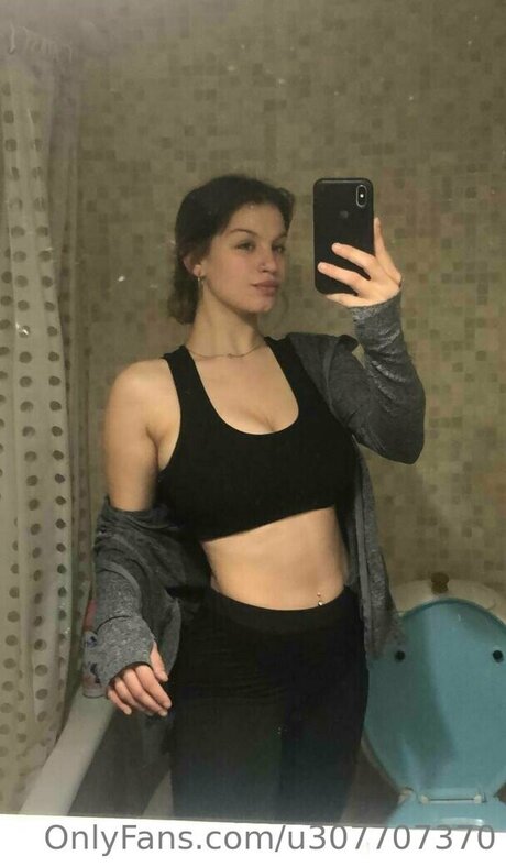 leasanz topless onlyfans