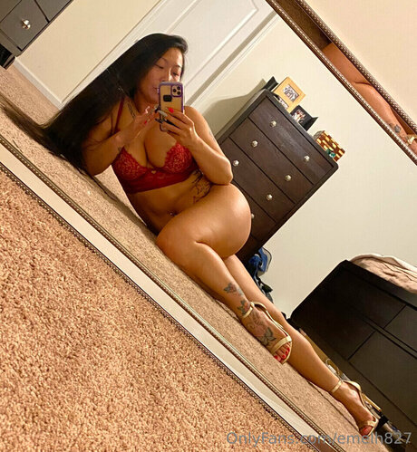 Emelh827 leaked onlyfans nudes