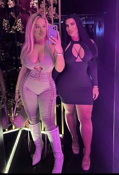 Nilufarsra naked onlyfans leaked