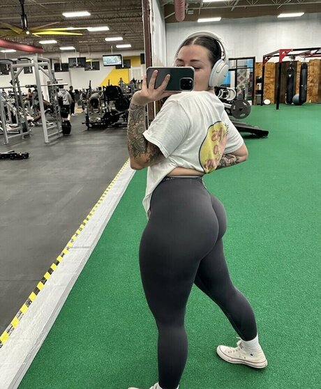 giant onlyfans xxx capture