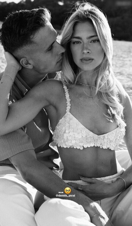 Mary Braun onlyfans naked leak