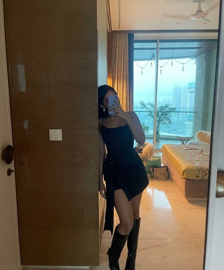 Pakhi Gadh onlyfans nude pics