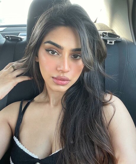 Pakhi Gadh onlyfans leaks porn