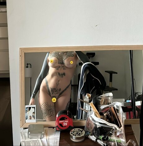 divinement bon onlyfans naked