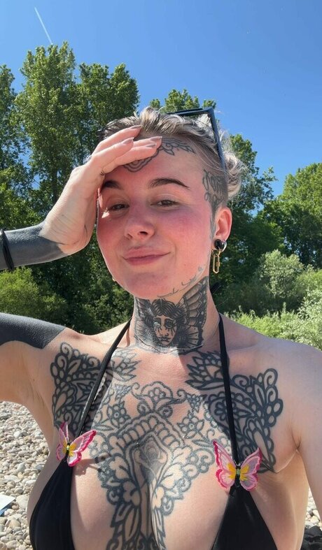 divinement bon onlyfans leaks