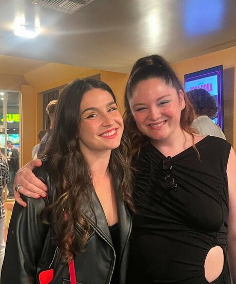 Olivia DeLaurentis feet onlyfans