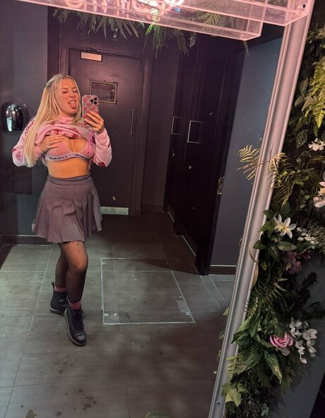 Emily Walters onlyfans archives