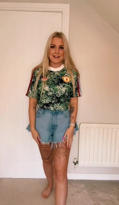 Emily Walters onlyfans nude