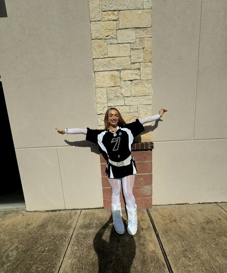 des suzanne onlyfans sexy