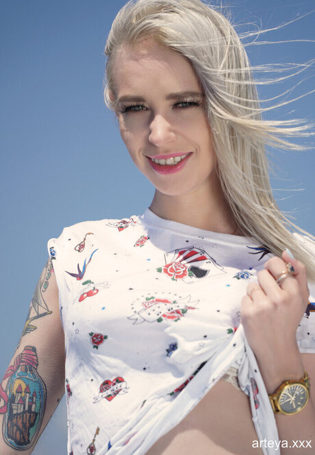 teen solo onlyfans hot nude photo