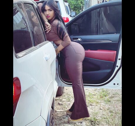 Yinett Baez fans only