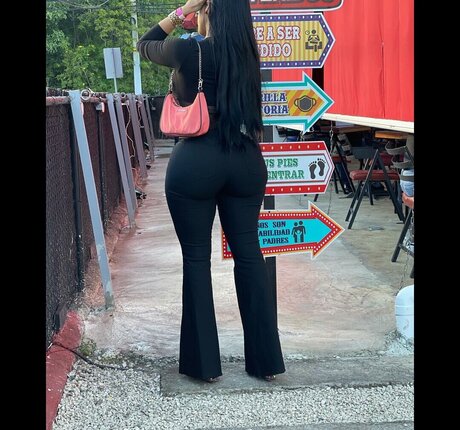 Yinett Baez nudes onlyfans leaked