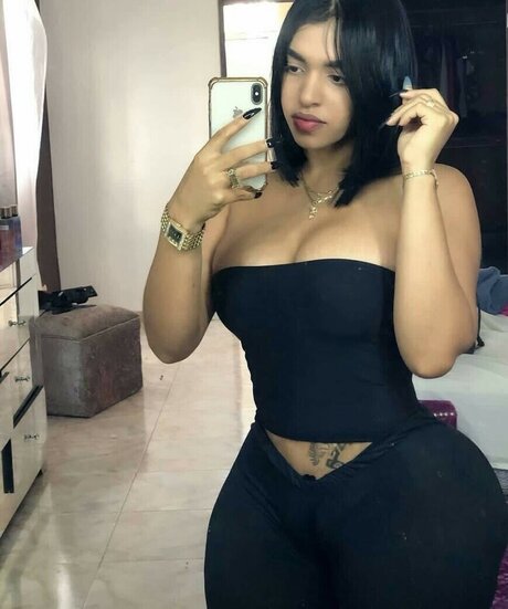 Yinett Baez nudes onlyfans leaked