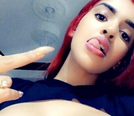 Yinett Baez onlyfans strip