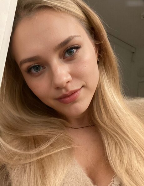 ItsYourGirlCleo only fans pic