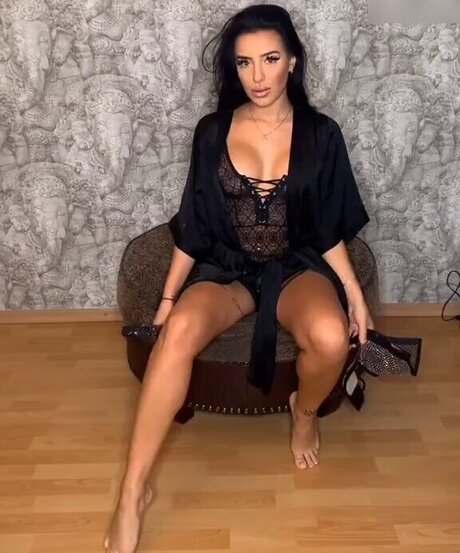 Leyla Lahouar onlyfans nsfw