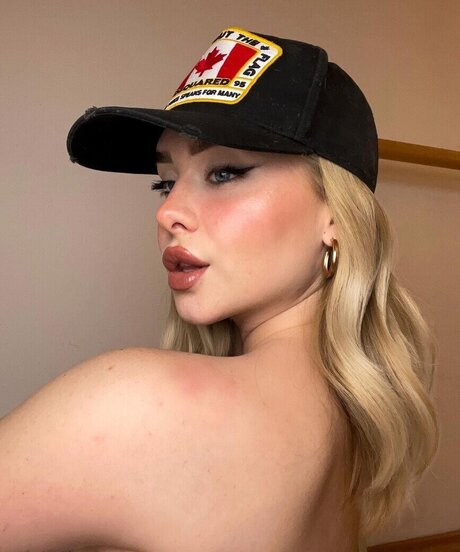 Luisa Fr h onlyfans model photo