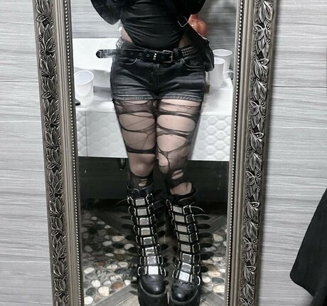 zems3lling onlyfans nude leaks