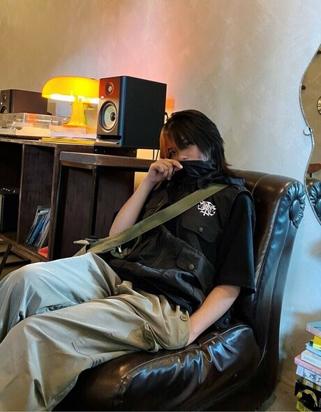 zems3lling only fans nude leaks