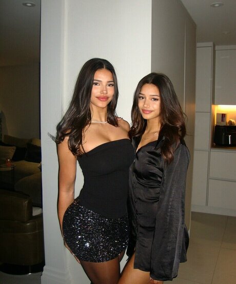 Kiana Dufour onlyfans model